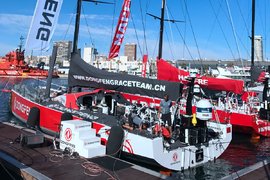 没有发动机 造价却高达3000万美刀 沃尔沃帆船赛的船为啥这么贵