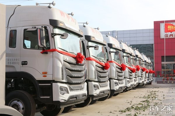 一次性交付上百台牵引车 江淮格尔发用实际行动告诉你到底有多好