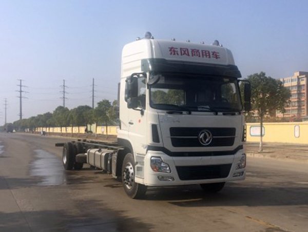 dCi450马力发动机 东风要推中置轴主车？