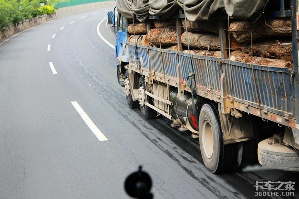 临近测速点再踩刹车? 摄像头:你当我瞎?