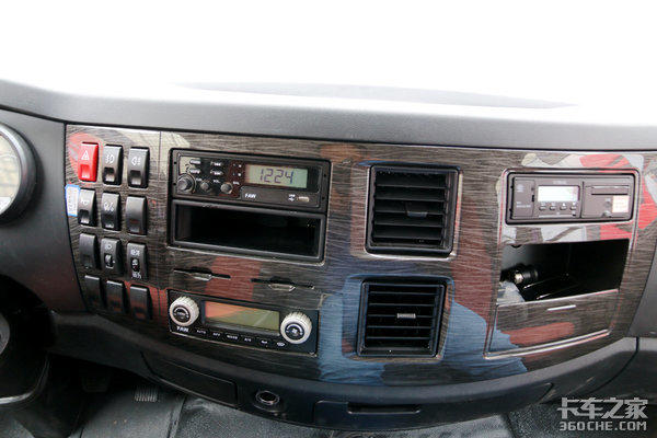 ��Ư�������Ի�&nbsp;2018����J6L�������