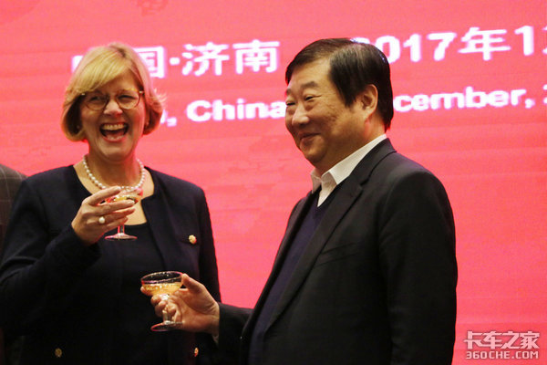 Ϋ������ô�����ǩ��ս�Ժ�������¼