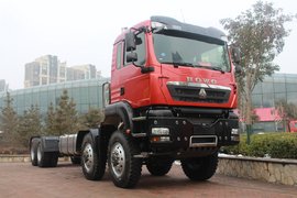 民用级特种作业车 8×8驱动形式 这台霸气的豪沃你动心了吗？
