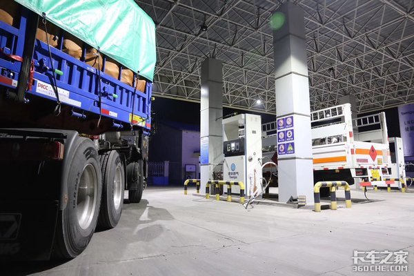 LNG价格大幅下降&nbsp;但未来价格仍然不明朗