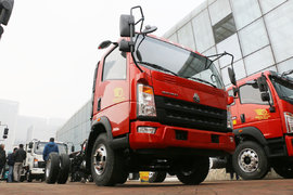 曼MC04+超速档+大速比后桥 这款豪沃轻卡有看头