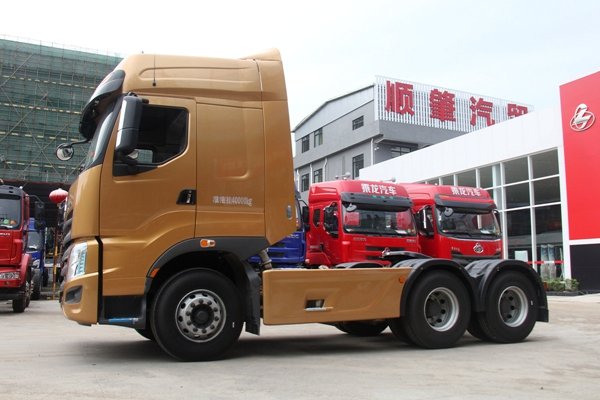 最高直降3.3萬 三大品牌七款牽引車導購
