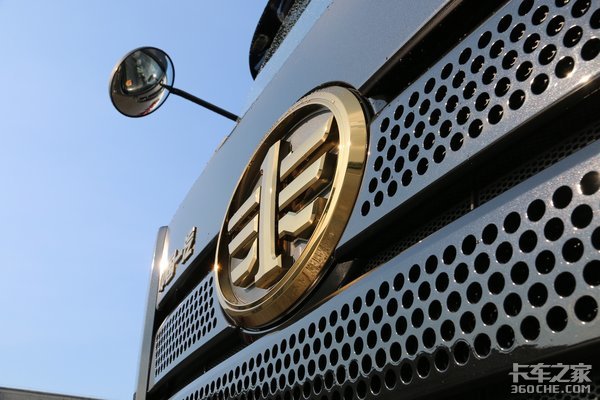 最高直降3.3萬 三大品牌七款牽引車導購