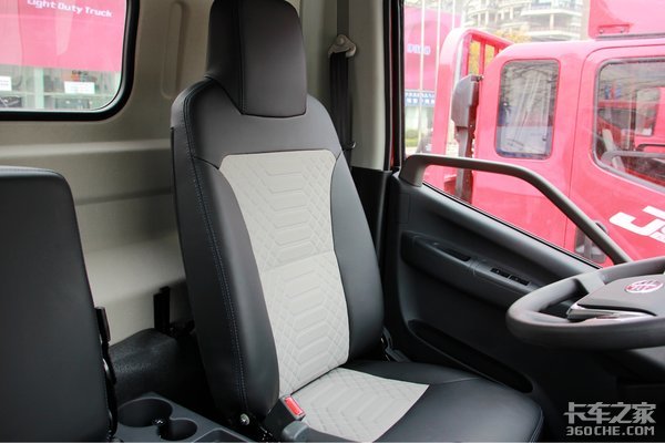 �Ῠ��ʻԱ���Ӵ˼��𲻿���ƨ�����