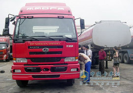 "优迪骐"牵引车上市