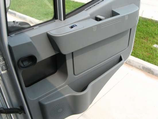 �������Ķ�����ʨC100����������ʵ��