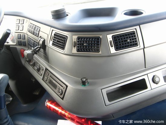 �������Ķ�����ʨC100����������ʵ��