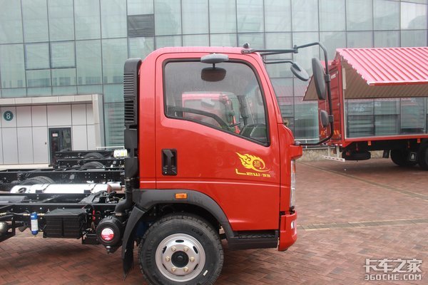 ������;���䣡HOWO��Ȼ���Ῠǿ����Ϯ