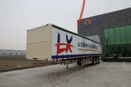 坚守工匠精神，销量逐年递增 锣响挂车召开年会