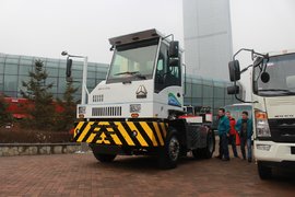 电机扭矩4260N·m 搭载氢燃料电池 中国重汽HOVA新能源动力港拖详解