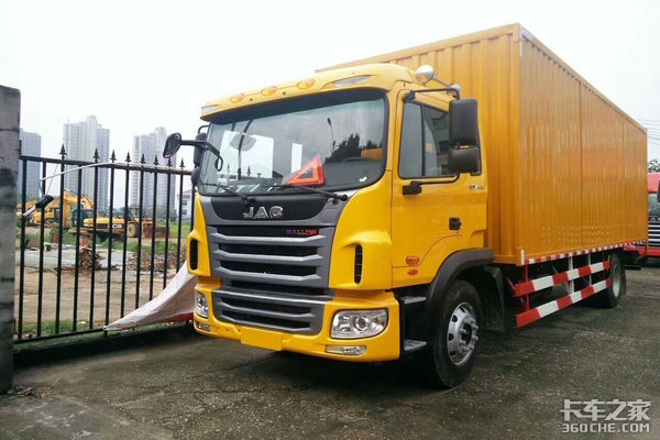 2天交车广州宏泰购车利息低至2.5厘