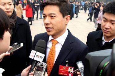 厉害了!两会代表李彦宏曝无人车细节