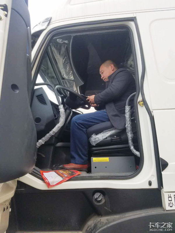 ���û������Ӵ�&nbsp;���������߽�����԰