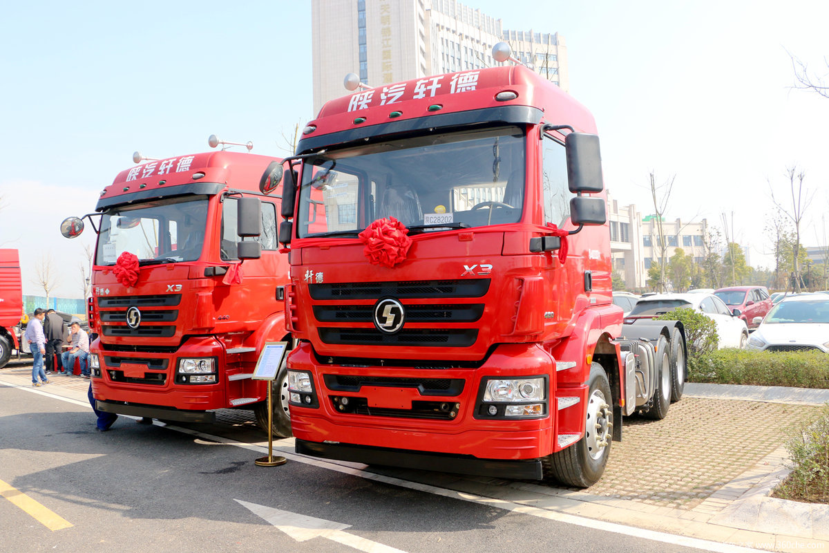 陕汽商用车携手玉柴轩德x3牵引车发布图片列表