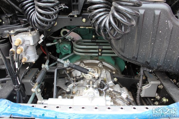 解放J7隆重登录临沂市场 欢迎前来品鉴