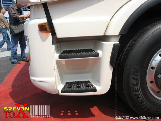 ��ƽ����ʿ!IVECO&nbsp;Stralis&nbsp;AS3���ʻ�ζ