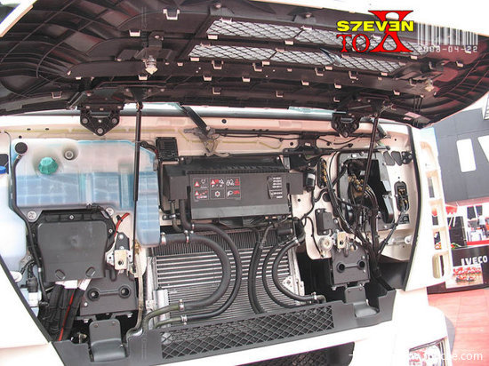 ��ƽ����ʿ!IVECO&nbsp;Stralis&nbsp;AS3���ʻ�ζ