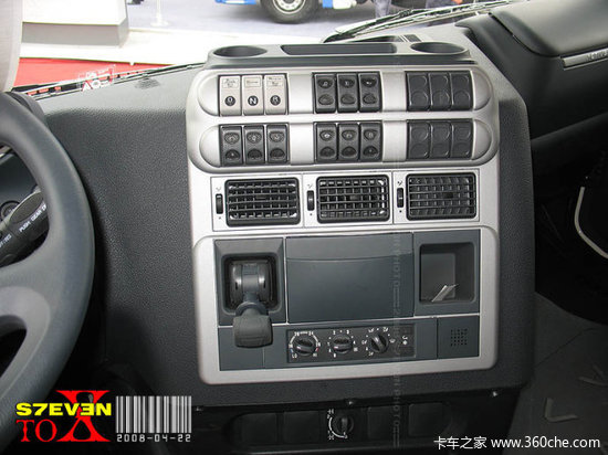��ƽ����ʿ!IVECO&nbsp;Stralis&nbsp;AS3���ʻ�ζ