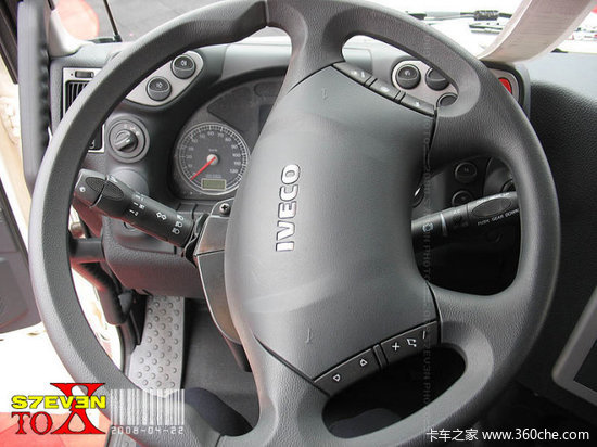 ��ƽ����ʿ!IVECO&nbsp;Stralis&nbsp;AS3���ʻ�ζ