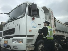 深圳推全国最严渣土车标准 现有车辆或面临全部淘汰