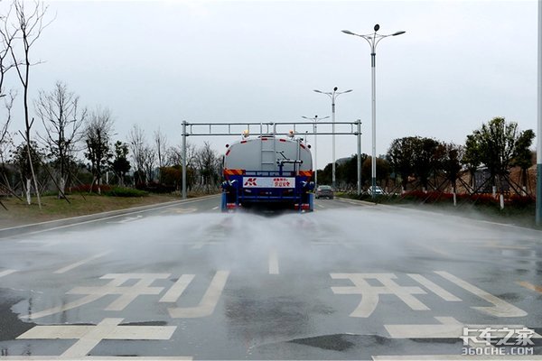 16.4萬程力東風(fēng)D9灑水車 卡友還等什么