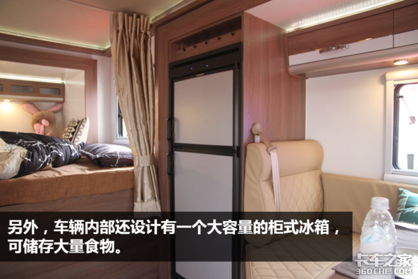 3卧铺带卫星电视!这样的房车才叫“爽”,自带各种家电