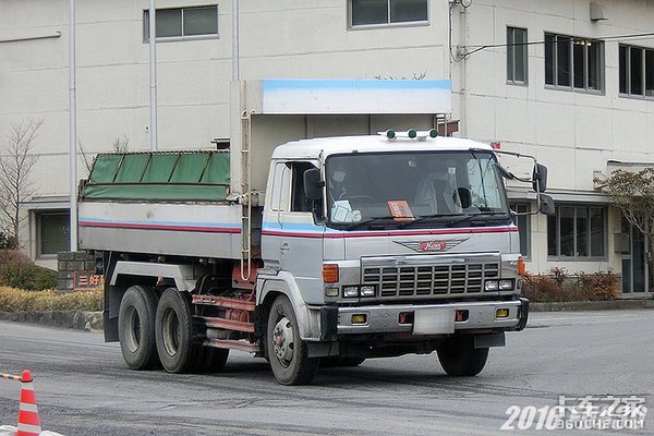 水准达到收藏级别 广汽日野700模型实拍