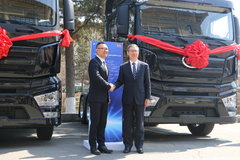 ʨ��Я��һ����Ŵ��쿨���ۺϷ���ƽ̨