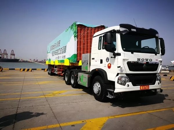 全球首台无人驾驶电动卡车港口试运营！