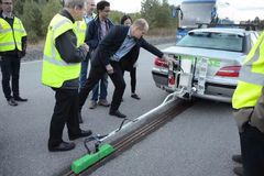 ����繫·���綯�����ɱ߿��߳��