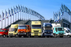 ŷ άStralis