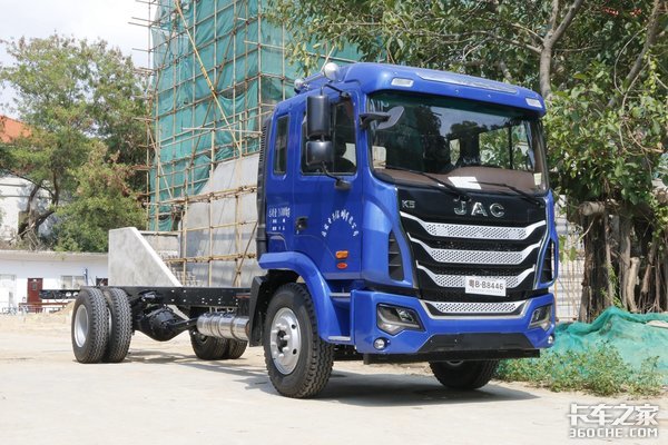 现场订车186台 格尔发DPF新品深圳上市
