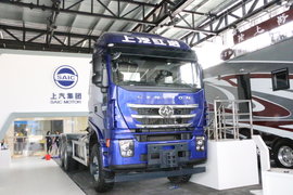 6X6大件车、超豪华房车 上汽红岩亮相北京车展