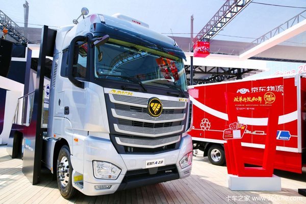 欧曼EST超级卡车2.0闪耀北京车展 福田戴姆勒合力助推智慧物流发展
