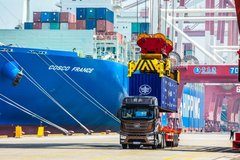 �����ܣ��Զ���ʻ�����ó���˵������ͷ