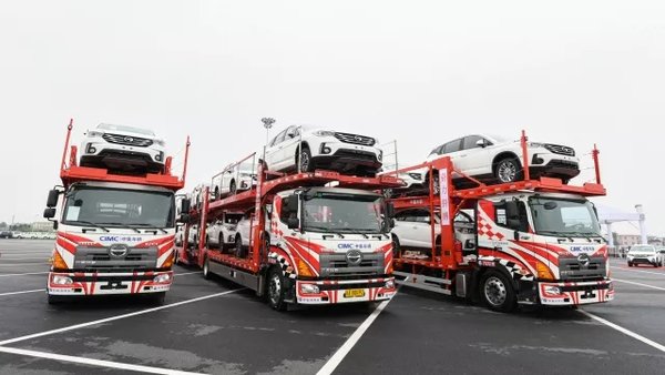 英雄油你缔造 TS广汽日野好司机大赛启动仪式新增376辆轿运车签约仪式