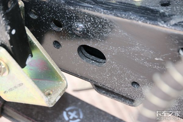 动力猛底盘强,这台重载金刚不负你的重托