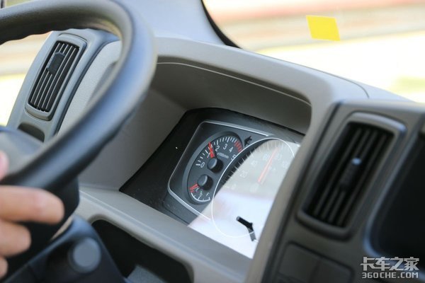 动力猛底盘强,这台重载金刚不负你的重托