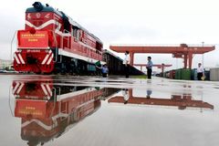 ���ڡ���ʮ���й����˴�ᡱ��֪ͨ