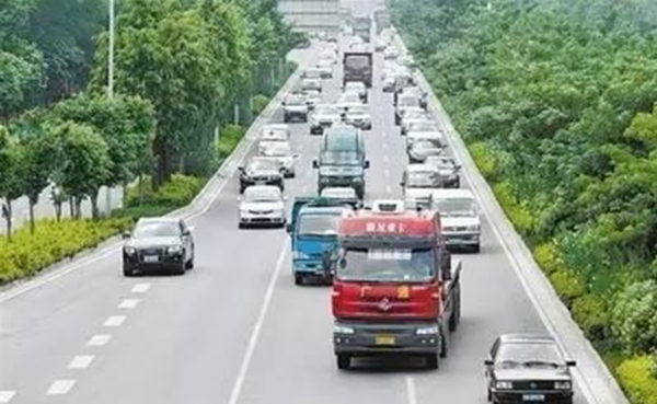 �㶫���Ի������ٹ�·Υ��ռ���ϸ����