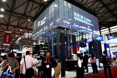 ��������Я3�����Ʒ��������˫��չ