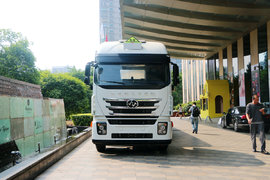 各种高科技配置! 杰狮危化运输车诠释高端、售价60-100万