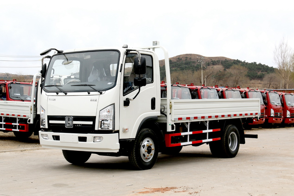 照亮您创业致富路 航天凌河启航星轻卡