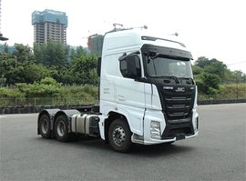 江铃重汽新车:宽体平地板大空间驾驶室!这回不用吐槽空间小