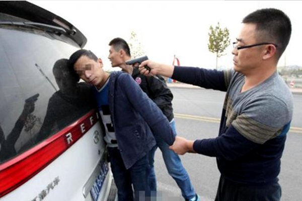 山西警方严打偷油贼  端掉9个犯罪团伙