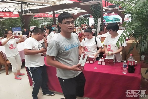 ����ʢ��&nbsp;ʯ��ׯ����Ῠ�Ź����껪